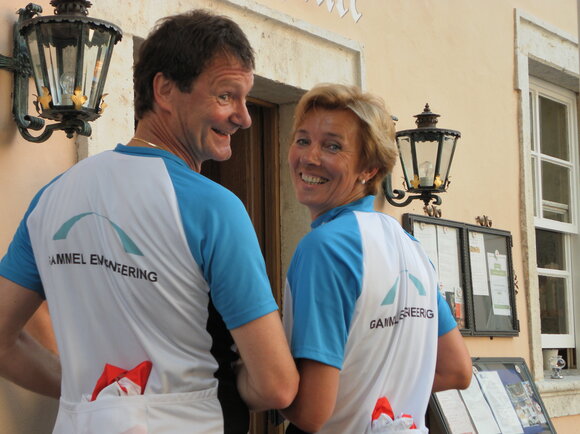 Sportlich sportlich - Gudrun und Michael Gammel unterwegs mit dem Rennrad !